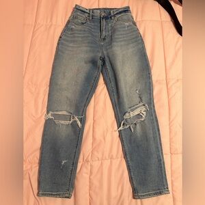 American Eagle Curvy Mom Jeans